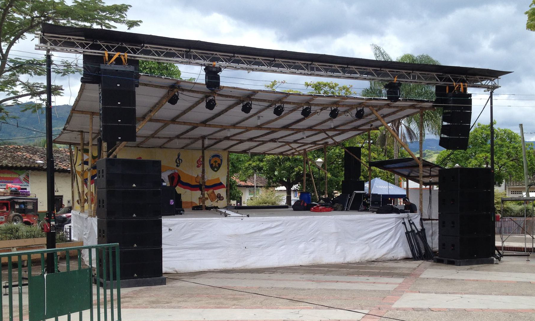 Stage @ (Colombia)