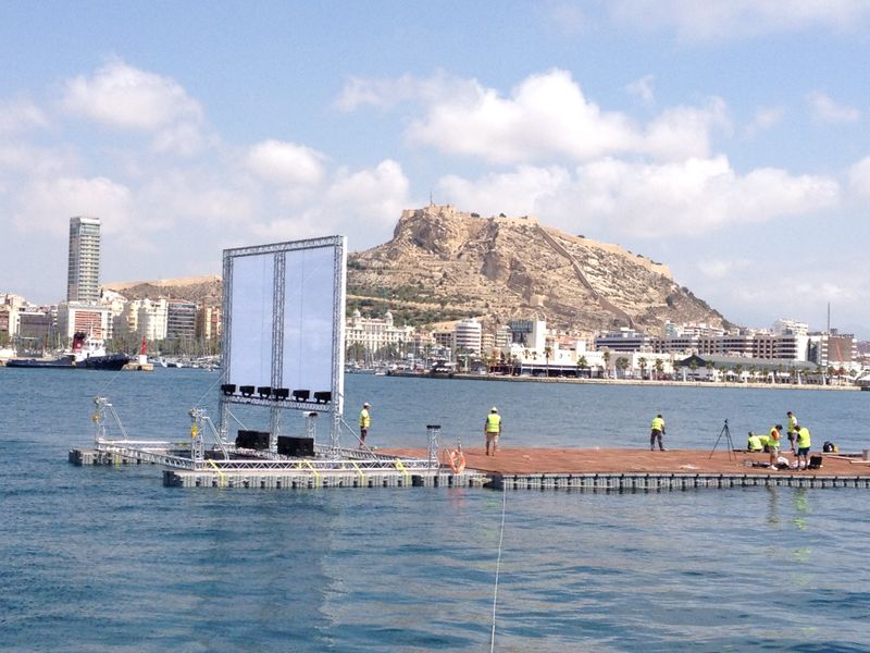Floating Cinema  Screen @ Marina Alicante (Spain)