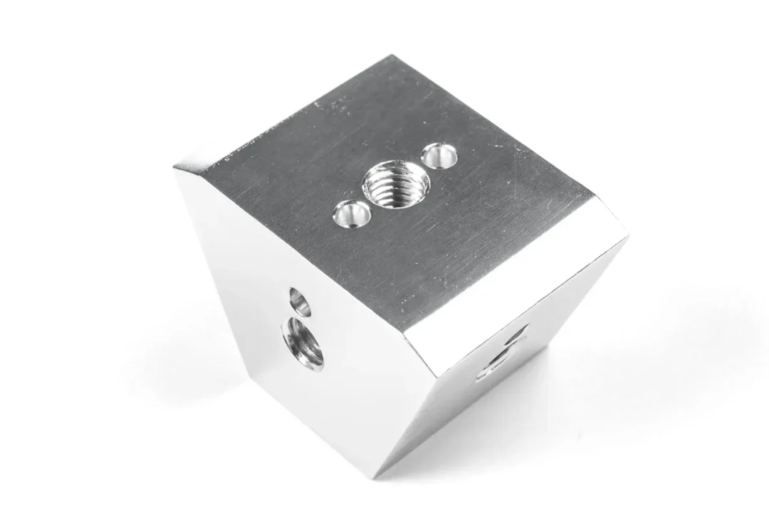 Cubo 135º para F31 – Tubo truss de 50mm - Image 4